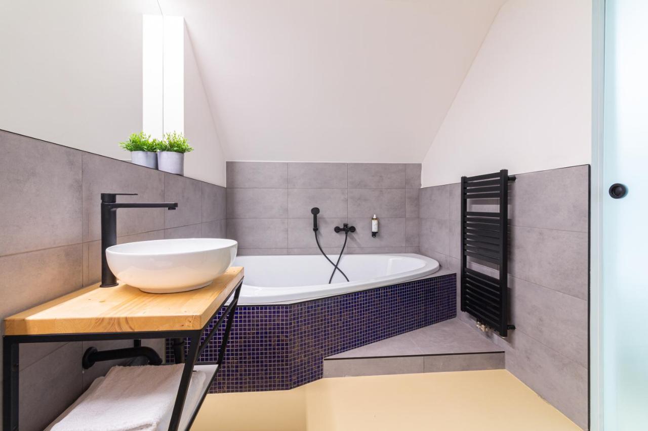 Coffein Apartments Mostkovice Екстер'єр фото